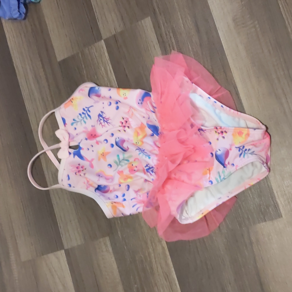 💞10 for $10💞 Girls swimsuit 5T